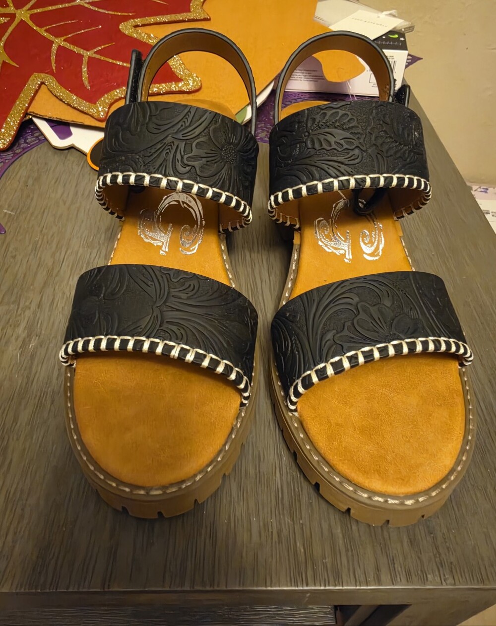 Womens Like New Very G Sandala. Sz 11 - Picture 2 of 5